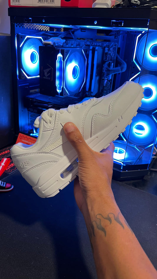 Sneaker AM Supreme Branco